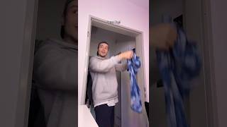 Dein KLEID ist ZU KURZ Verbote in Beziehungen 🚩beziehung freundin viralvideo funny [upl. by Dane86]