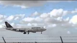 Iron Maiden  Ed Force One Boeing 747 land at Fort Lauderdale airport [upl. by Skippy87]