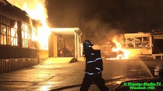 FLAMMENMEER IN LAGERHALLEN  Großbrand amp Großalarm  GROSSAUFGEBOT DER FEUERWEHR  E [upl. by Ybeloc]