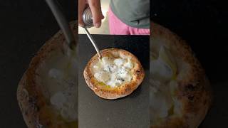 Pizza with Stracciatella ice cream pizza pizzaria pizzadelivery pizzariadelivery vegan [upl. by Himelman]