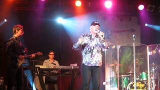 Beach Boys I Get Around Live Montreal 2013 [upl. by Winshell]