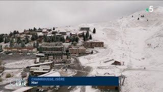 Réchauffement climatique  que vont devenir les stations de ski  Reportage 05112022 [upl. by Map]