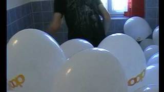 Some fun  Luftballons Platzen fast ballon knallen [upl. by Krys]