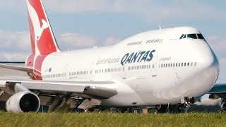 AMAZING Qantas Boeing 747400 Takeoff amp Landing with Jet blast  Melbourne Airport  VHOJT [upl. by Hennessy387]