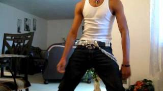 cubano bailando reggaeton [upl. by Ahsinra]