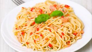 Recette  Spaghettis au saumon fumé [upl. by Lunetta517]