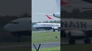 RYANAIR landing at Manchester planespotter [upl. by Halil]