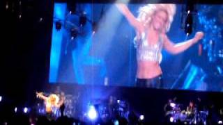 Shakira  Ciega sordomuda pt2 live at Anaheim [upl. by Adia]