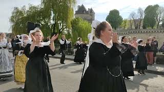 Tradi’Deiz une fête bretonne à Vannes en Bretagne sud [upl. by Ilecara]