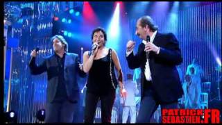 Michel Berger  Chanter pour ceux qui sont loin de chez eux Clip officiel [upl. by Mayer496]