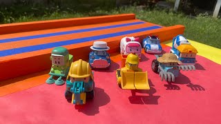 Looking Robocar Poli and friends  Toys Robocar Poli  Micky  Musty  Cleany  Poke  Tracky  Poli [upl. by Krueger]