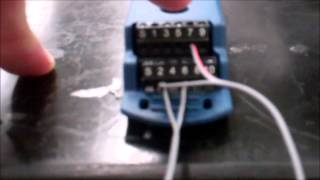 Measurements I  12 Bridge Strain Guage Bar Set Up [upl. by Romilda]