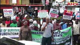 October1protest Nigerians out on Independence Day at the Ikeja to protest bad governance [upl. by Kavanaugh]