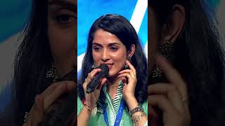 Shreya Singing Saathiya live shreyaghoshal saathiya singhamagain indianidol15 live music [upl. by Luigi]