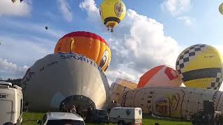 Warsteiner Montgolfiade Massenstart am 020923 WIM warsteiner montgolfiade Heißluftballon [upl. by Ahseikan]