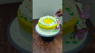 Pineapple Cake design youtubeshorts cake shortvideo trending cakedecorating [upl. by Aicenert]