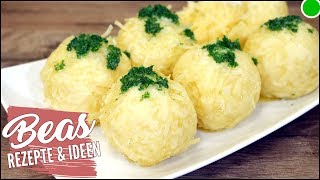 Kartoffelklöße Rezept  Knödel halb und halb selber machen [upl. by Yeo]