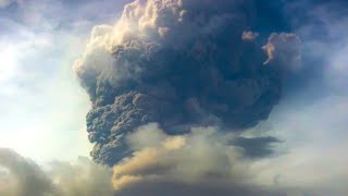 This Yellowstone Volcano Theory Completely Changes Everything [upl. by Eibocaj629]