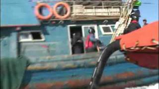 Violent Chinese Pirates Attack Korean Maritime Policemen 3 [upl. by Forester]