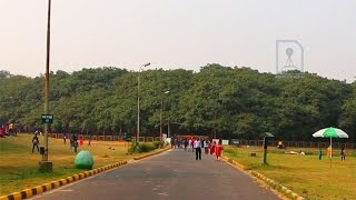 The Great Banyan Tree  widest tree in the world [upl. by Magdalen]