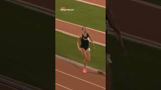 Parker Valby Runs INSANE 305043 Womens Collegiate 10k Record At Bryan Clay [upl. by Zanlog82]