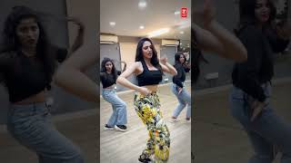 Gorgeous Neha Sshetty takes SammohanudaHookStep Challenge with sizzling moves🔥 Dance ytviral [upl. by Yelsna]