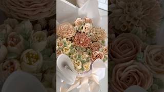 Cupcake bouquet What do you think cake cakedecorating cupcakes [upl. by Nyar]