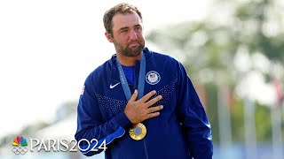 Scottie Scheffler tears up during medal ceremony national anthem after taking gold  Paris Olympics [upl. by Leno]