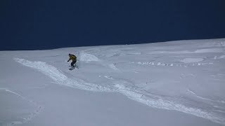 Snowboarding and skiing Freeride Caught in an avalanche [upl. by Denni]