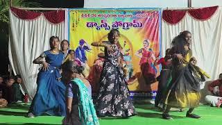 Veyi ra chey vey ra song dance navaratri2024 dance trending festival dhussehra telugusongs [upl. by Crowley217]