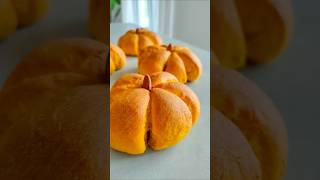 Kürbisbrötchen  süße Herbstidee für euer nächstes Frühstück 🎃🎃💗 food backen kürbis [upl. by Orozco]