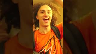 Kwebbelkop probeert grappig te zijn 😑 [upl. by Asilahs]