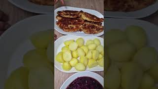 PANGASIUSFILET MIT KARTOFFELN UND BLAUKRAUT youtubeshorts trending armidakrauss [upl. by Atilal647]