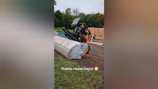 Inexperienced Home Depot Driver Tips over his forklift [upl. by Weissmann]