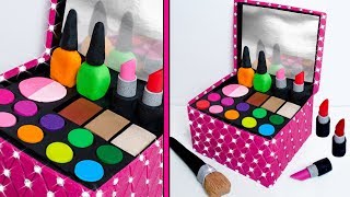 Play Doh MAKE UP Cosmetics Box Making DIY [upl. by Htrag]