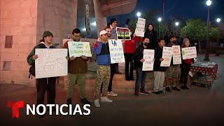 Dreamers se manifiestan en California en defensa del programa DACA  Noticias Telemundo [upl. by Anyala]