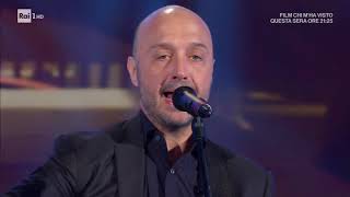 Joe Bastianich canta Nonna 97 Years  Domenica In 19012020 [upl. by Eilis]