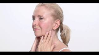 AVON Tutorial  Gesichtsmassage [upl. by Herzog]