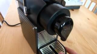 Krups XN 3005 Nespresso Pixie im Test [upl. by Weld]