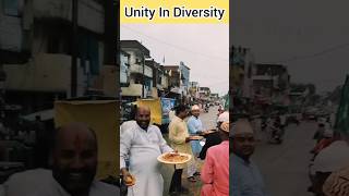 Unity In Diversity  Hindu Brother Welcoming muslims brothers brotherhood unity [upl. by Ludvig]