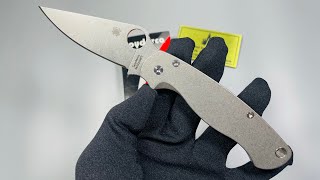 Spyderco Para Military 2 Maxamet with Titanium handle amp Titanium pocket clip [upl. by Airat]