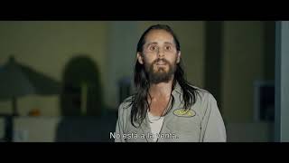 quotPequeños Secretosquot Jared Leto nos presenta a su personaje Oficial Warner Bros Pictures HDSUB [upl. by Akilat]