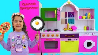 Masal amp Öykü Pretend Play with DELUXE Kitchen Toy Set  fun Kids video [upl. by Griselda]