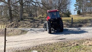 Köp Traktor Case IH 585XL på Klaravik [upl. by Enelyam]