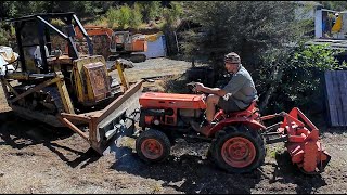 Fixing a worn out tractor Gearbox and Lift Unit  Kubota B7100 [upl. by Alletniuq124]