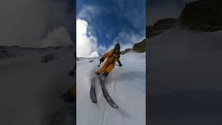 Couloir en Andorra en el Comapedrosa Challenge camp skimo [upl. by Thaddus681]