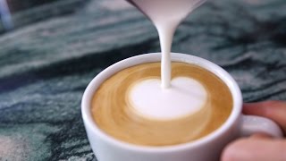 Consigli di Shem Leupin per una schiuma di latte perfetta [upl. by Dygert183]