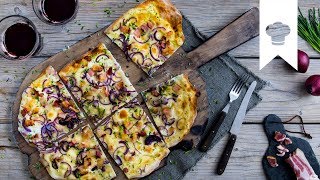 Elsässer Flammkuchen selber machen I Klassisches Rezept mit Zwiebeln und Speck  EDEKA [upl. by Duthie]