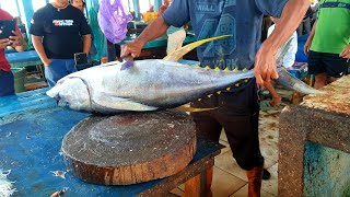 SKILLS 🔥 CUTTING TUNA 🔪 Very Sharp Machete Very Fast Cut Tuna Fish [upl. by Alodie]