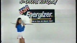 Comerciales colombianos 1994  Cocacola 350 USA Energizer Listerine Cool Mint [upl. by Eatnahs]